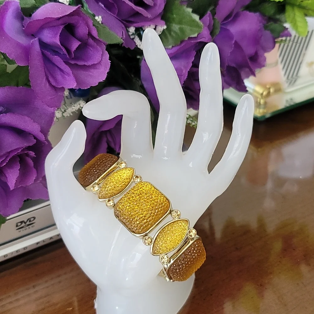 (NWT) John Rivers Collection - Picture 3 of 8